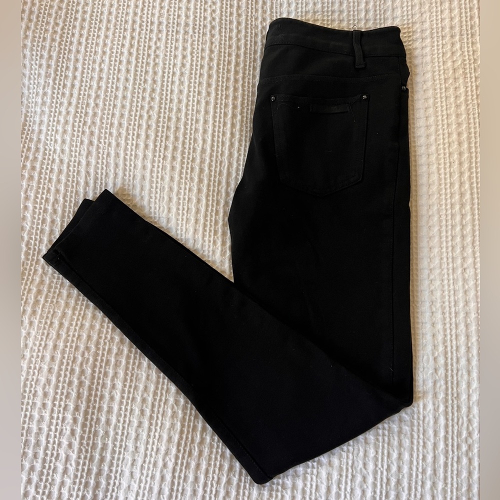 Joe's Jeans Classic Soft Black Denim - 27 waist, 26 inseam